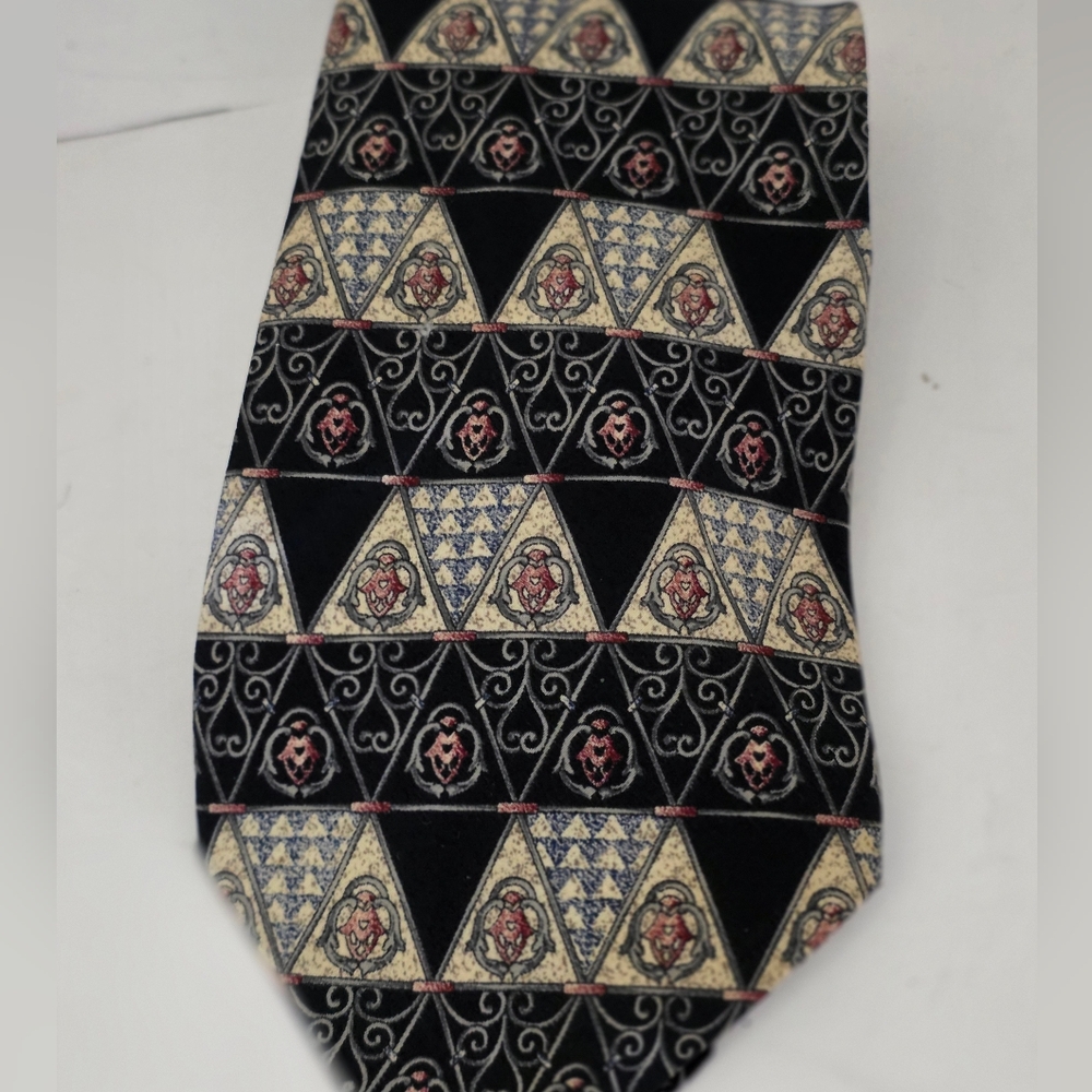 Metropolitan Museum of Art Mens Tie 100% Silk Geometric